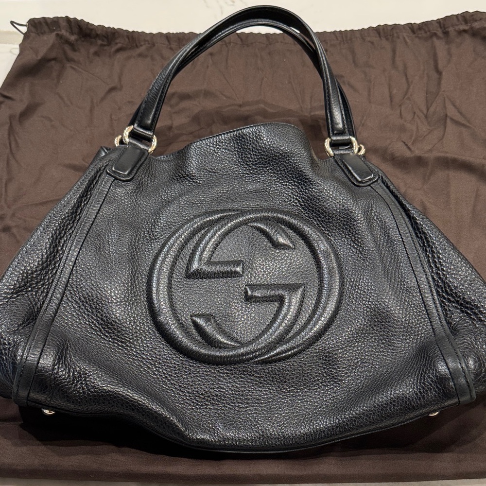 Gucci Black Leather Shoulder Bag with Logo